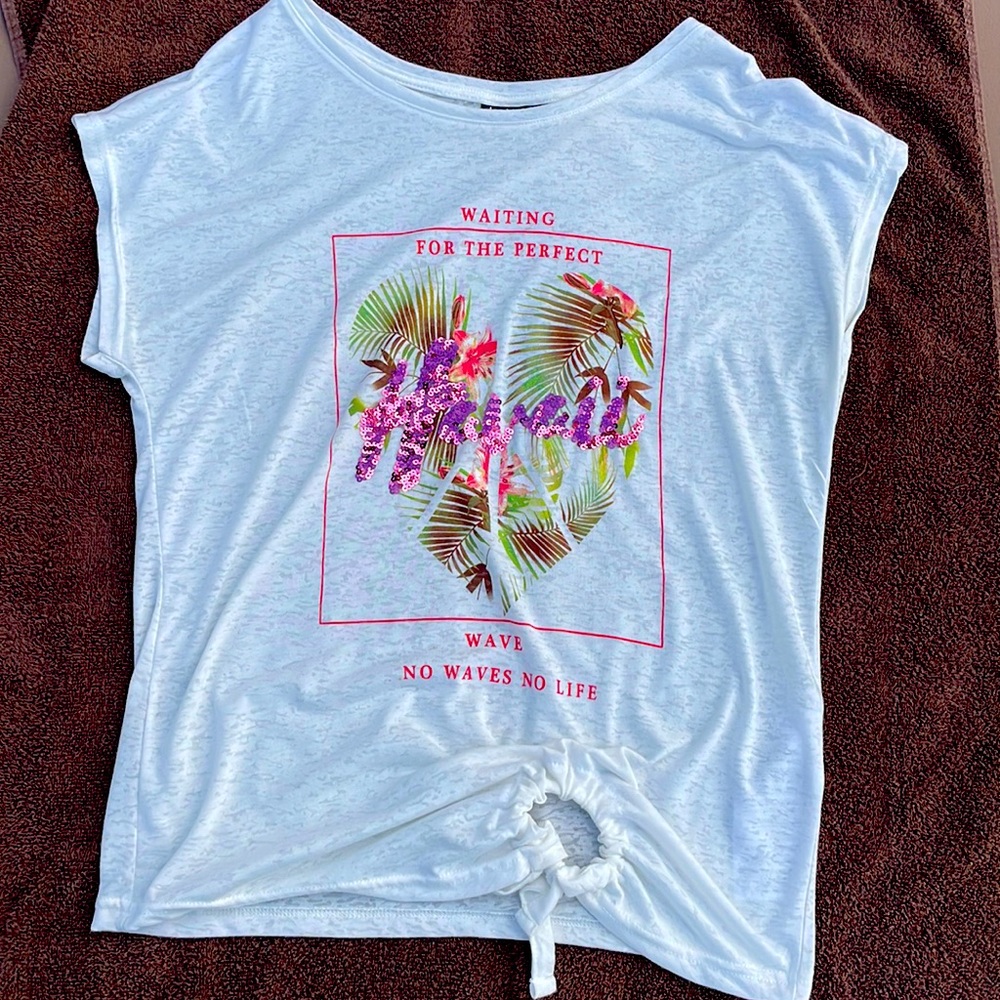 Women’s T-shirt